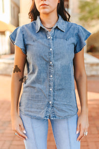 Denim top with pearl snap buttons