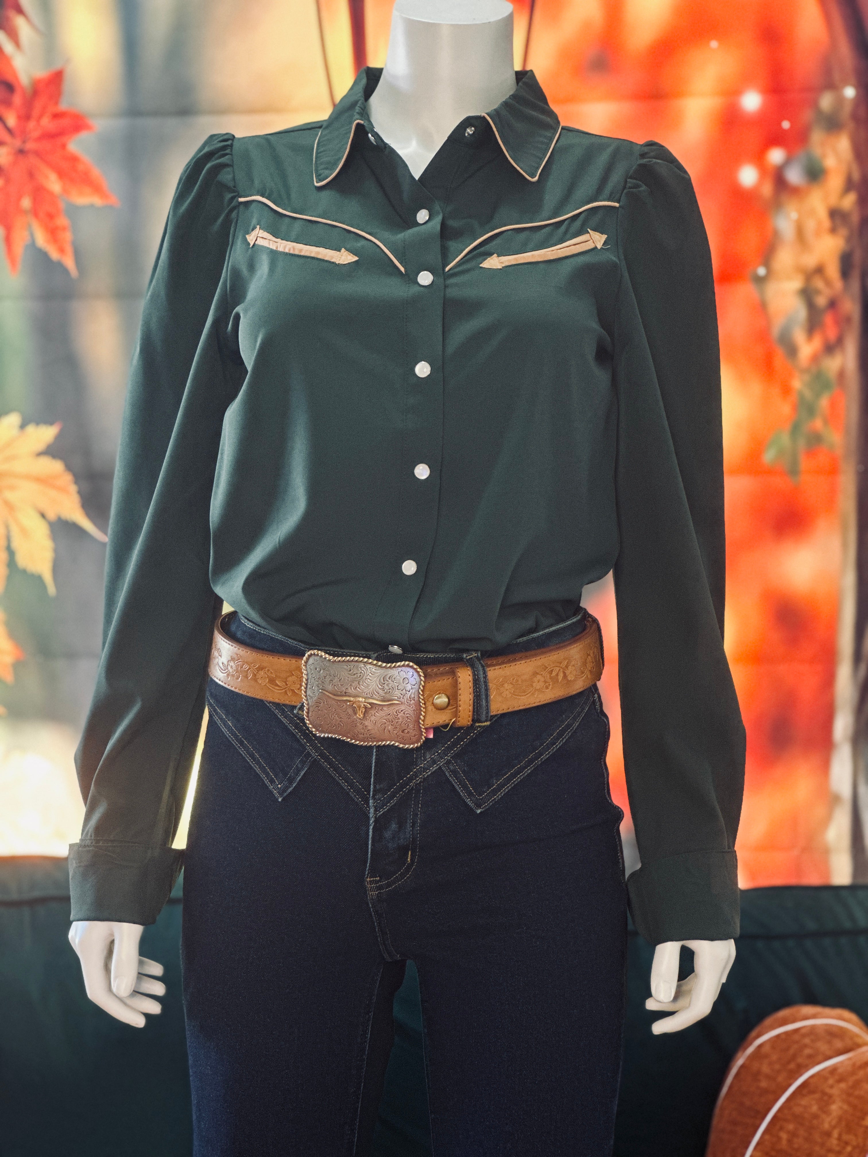 Forest green pearl snap long sleeve top