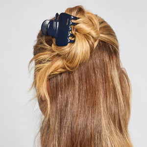 Blue orchid medium cloud claw clip