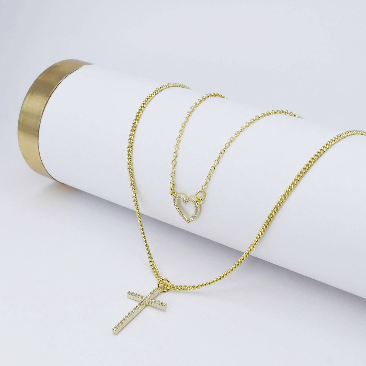 Love & cross layer necklace