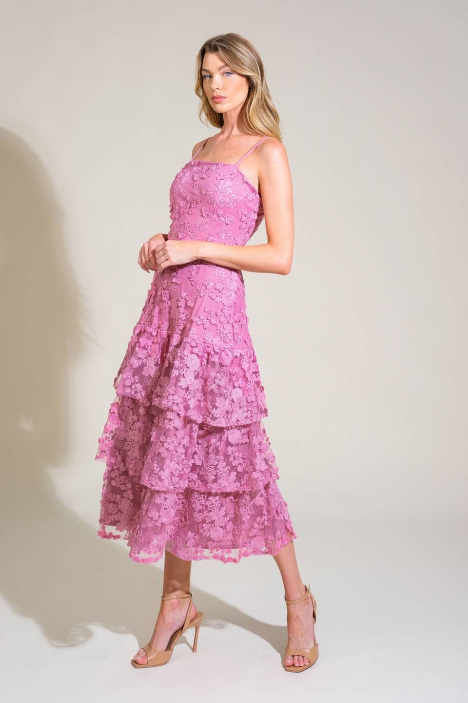 Mauve lace midi dress Large Mauve lace midi dress Large